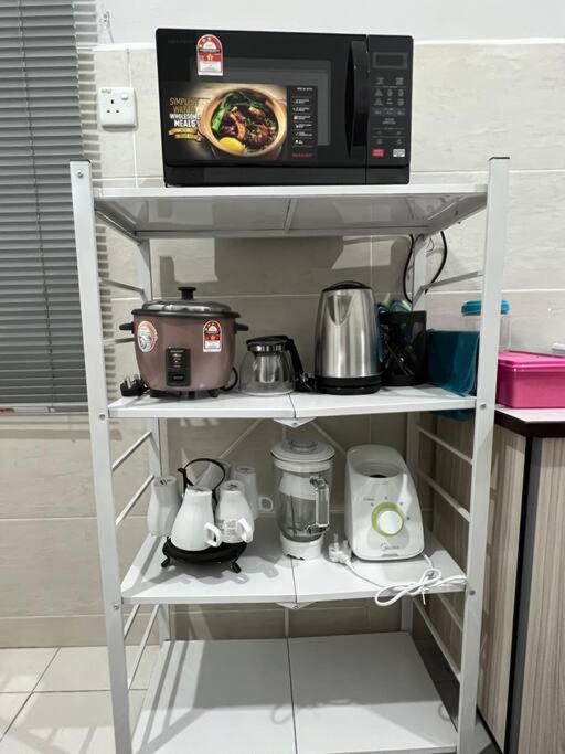 Chukai D'Sara Homestay Fully Furnished 3 Bedrooms All Aircond 2 Miles Centre מראה חיצוני תמונה